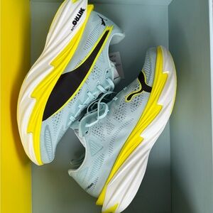 PUMA Deviate Nitro ELITE Women’s Size 7.5